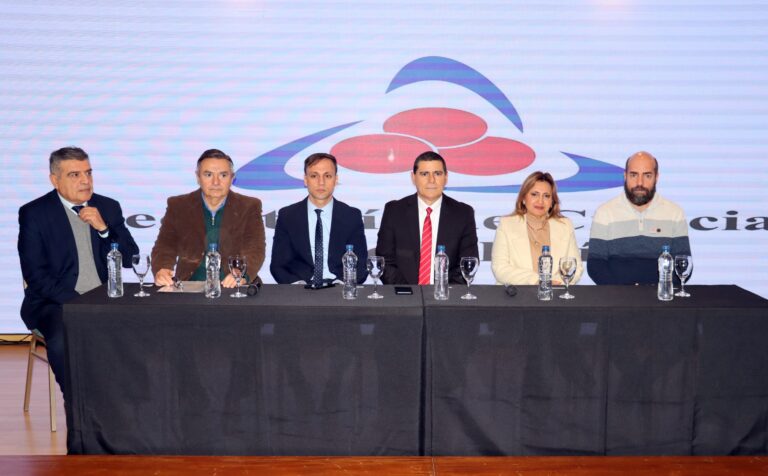 Se realizó una conferencia sobre el Fenómeno del Niño y sistemas de alerta temprana para la provincia