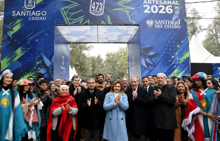 Elías  Suárez  participó de la inauguración de la Feria Artesanal en el Parque Aguirre en el marco de los festejos de los 473 años de la Madre de Ciudades