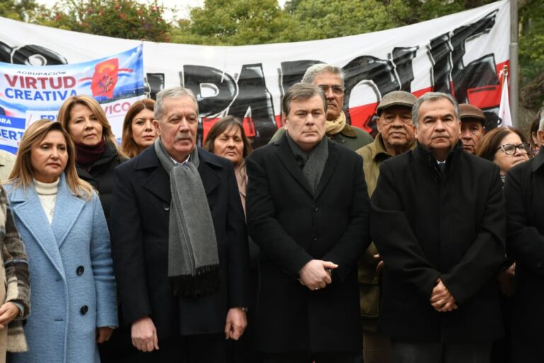 El Gobernador participó del acto en memoria de Hipólito Yrigoyen