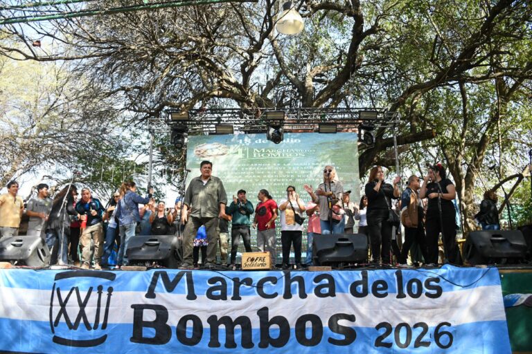 Comenzó la vigilia de la Marcha de los Bombos 2026 en el Patio del Indio Froilán