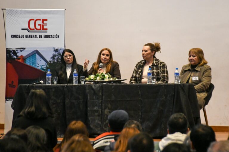 Comenzó la segunda etapa del Concurso de Cargos Directivos: arrancó el Trayecto Formativo Pedagógico Administrativo-Normativo