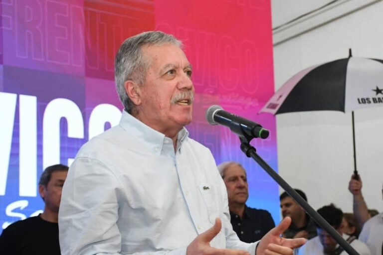 Elías Suárez felicitó a los intendentes electos ydestacó el respaldo al proyecto de unidad