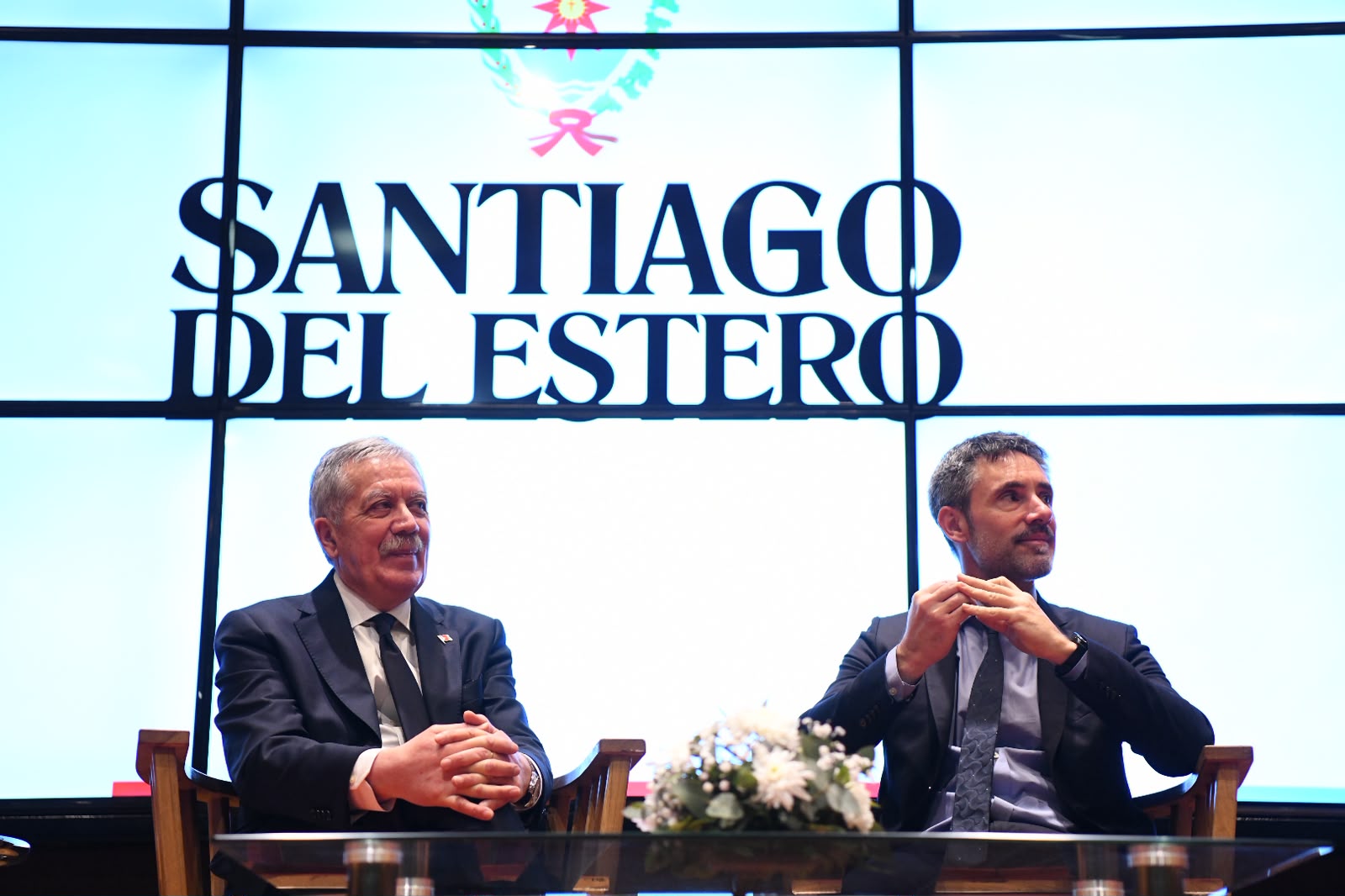 Suárez formó parte del conversatorio Alumni y del encuentro del CFI