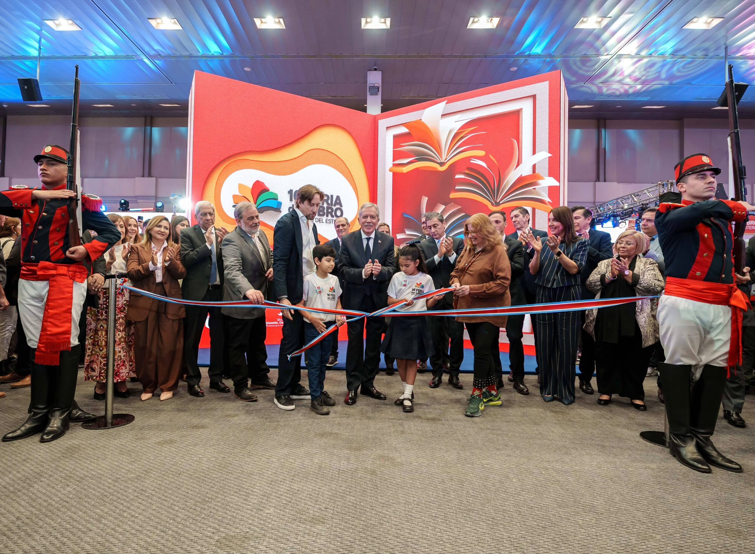 El Gobernador inauguró 16ª Feria Internacional del Libro bajo el lema “Santiago lee con vos”
