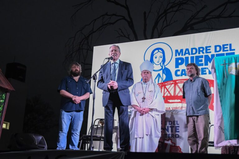 Elías Suárez participó en La Banda de la inauguración de la ampliación del segundo umbral “Virgen de Itatí” de la familia Grande Hogar de Cristo