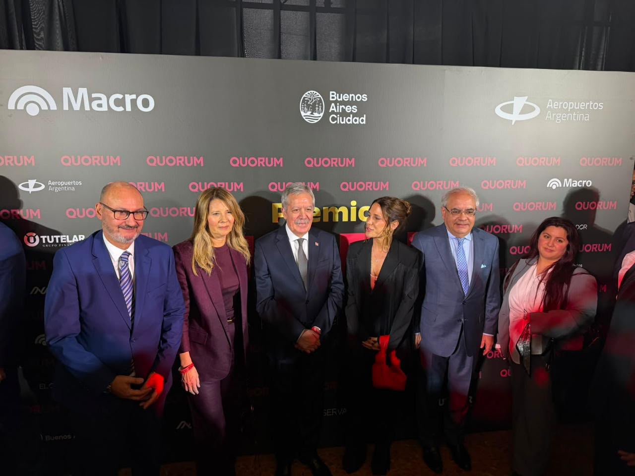 Premios Quorum 2026: Elías Suárez entregó a su par de Misiones el premio al Mejor Proyecto Judicial en la UBA